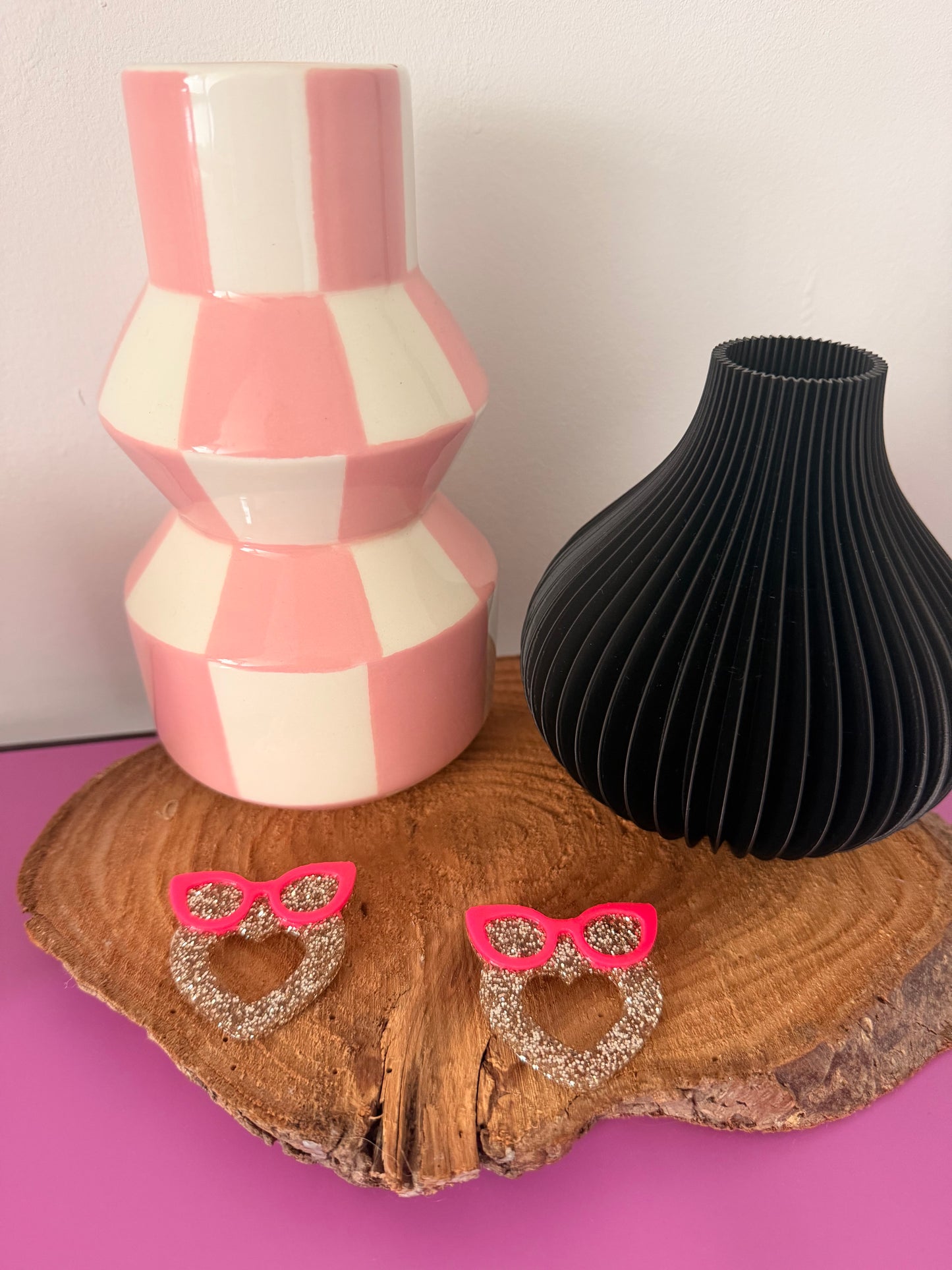Broche Repose Lunettes cœur doré