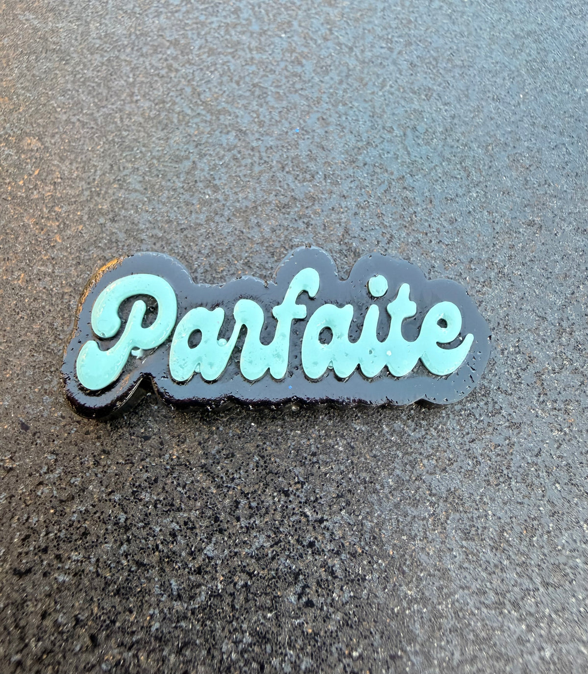 Broche Message