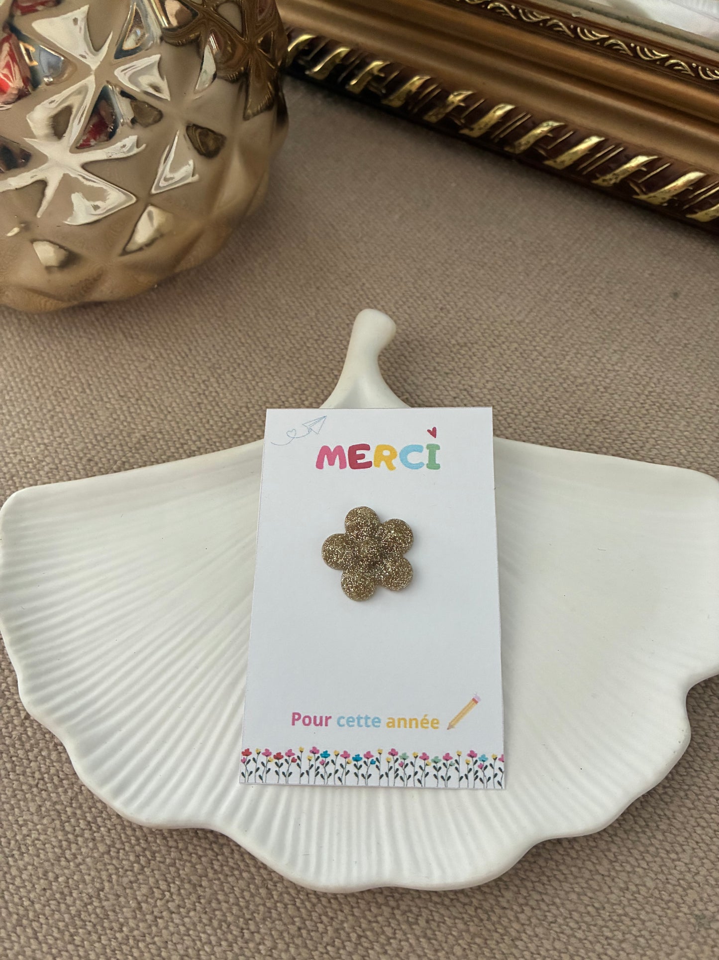 Pin’s Fleur dorée