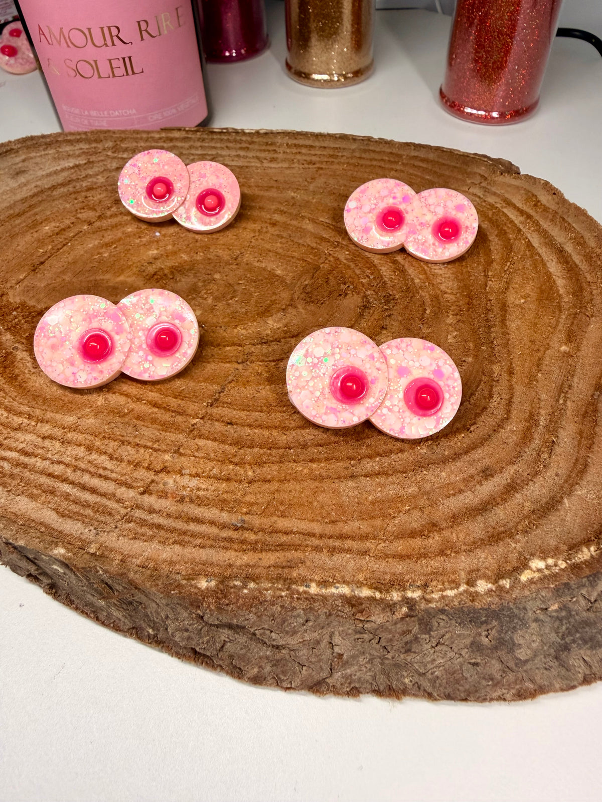 Broche Boobs